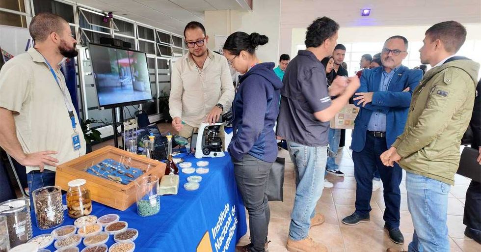 Jóvenes llevan inteligencia artificial y tecnología al sector agroalimentario